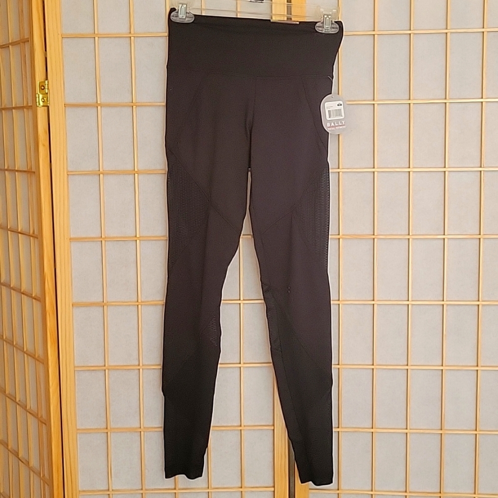 Black leggings